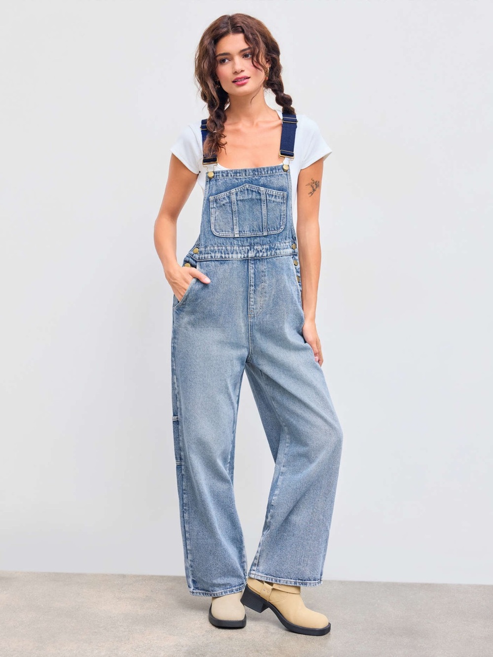 NWT CIDER Blue Denim Overalls Jeans with Blue suspenders, women’s size small 4